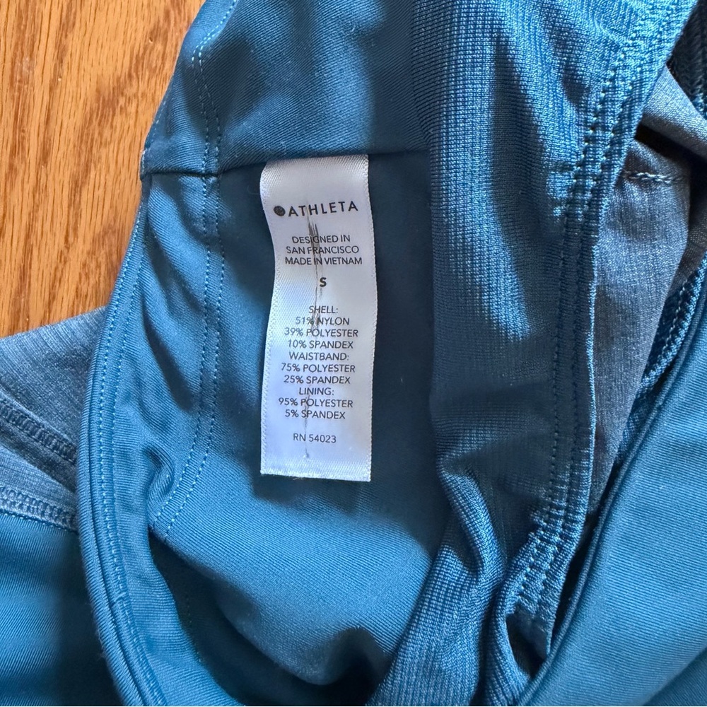 Athleta Women's Athletic Shorts Work Out Small S - Picture 6 of 12